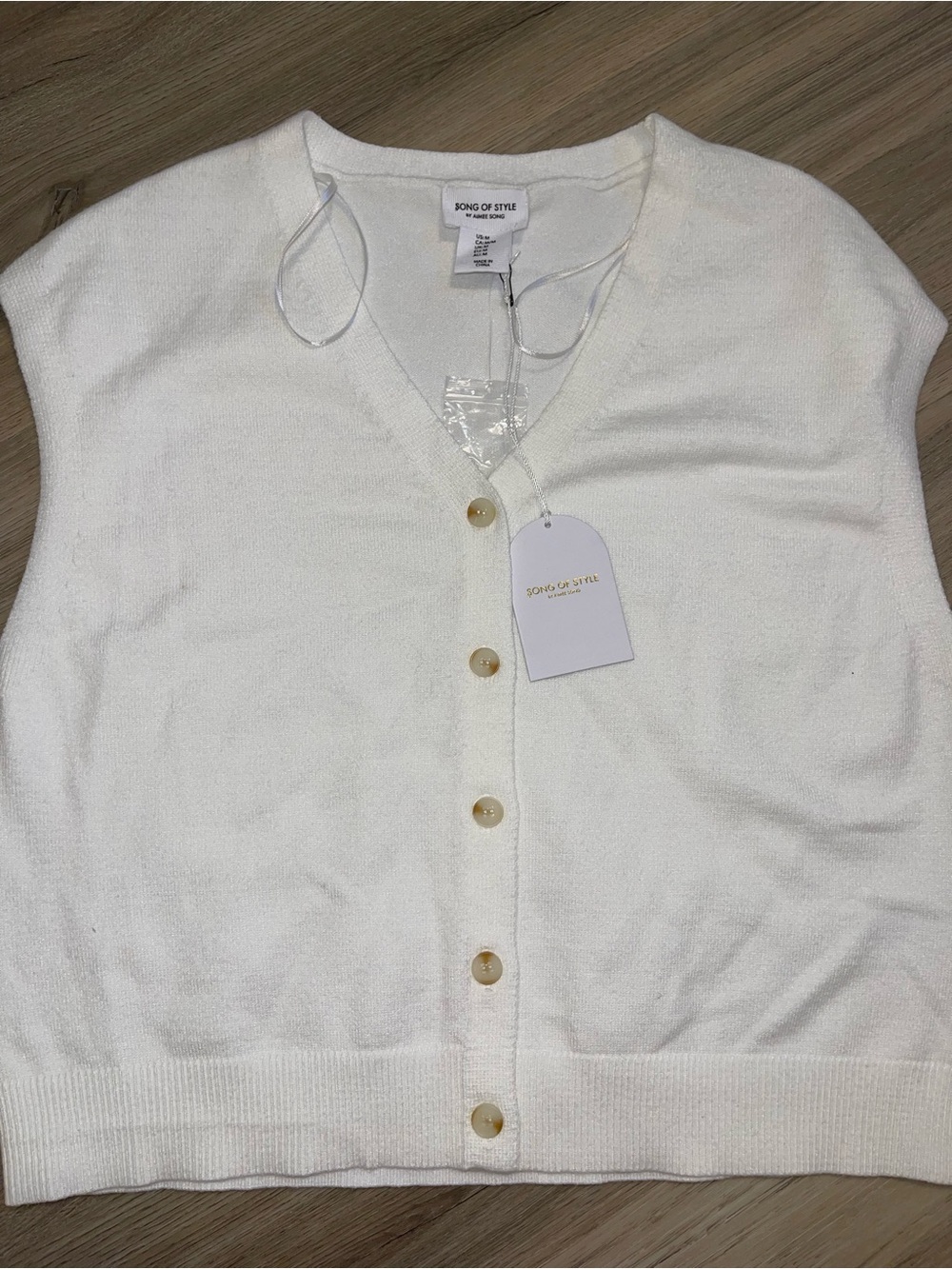 Song of Style Aimee Song White Knit Button-Front Sweater Vest size M